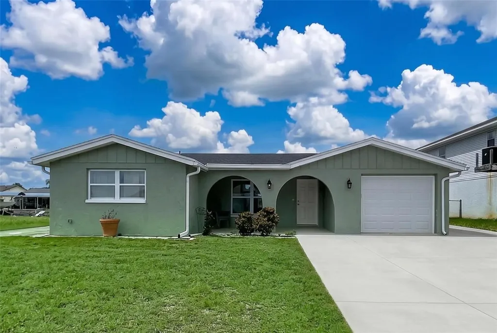 7401 Islander Lane Hudson FL 34667