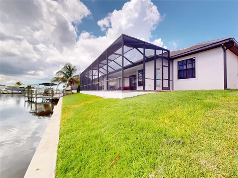229 NW 33rd Avenue Cape Coral FL 33993