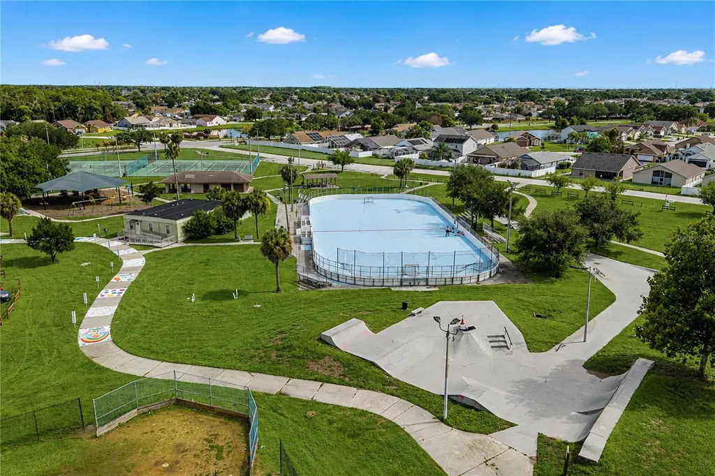 2039 Shannon Lakes Boulevard Kissimmee FL 34743