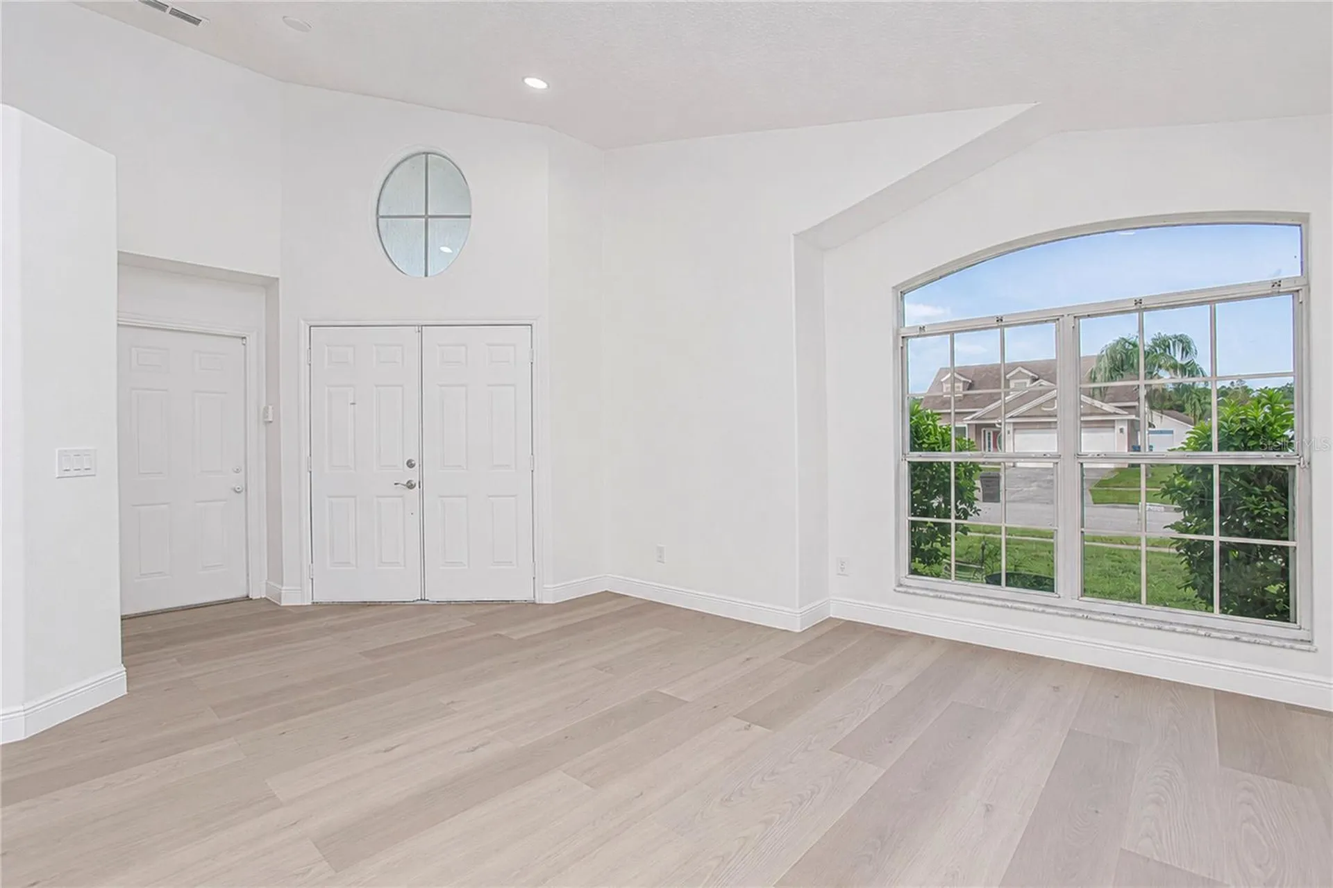 2039 Shannon Lakes Boulevard Kissimmee FL 34743