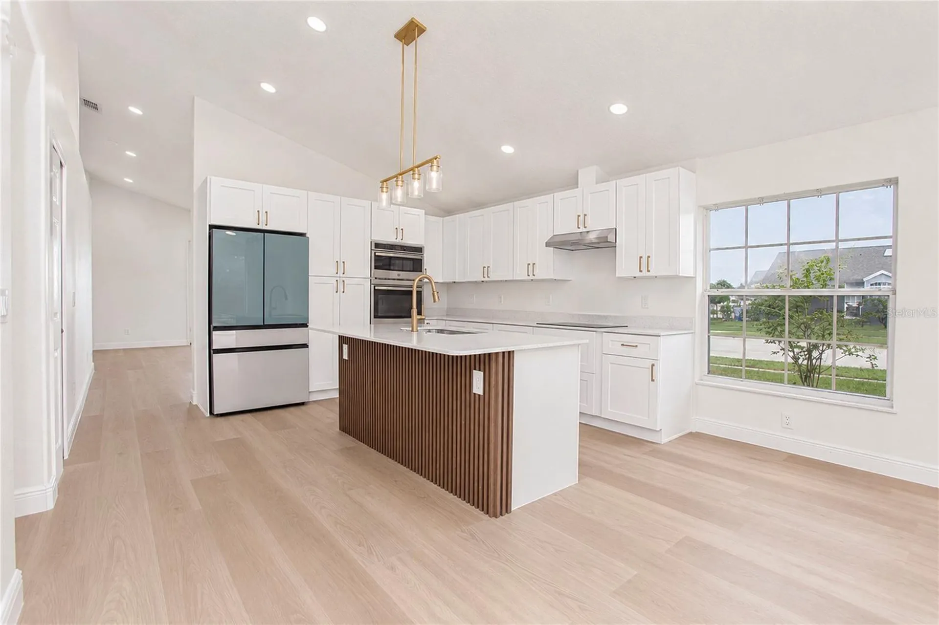 2039 Shannon Lakes Boulevard Kissimmee FL 34743