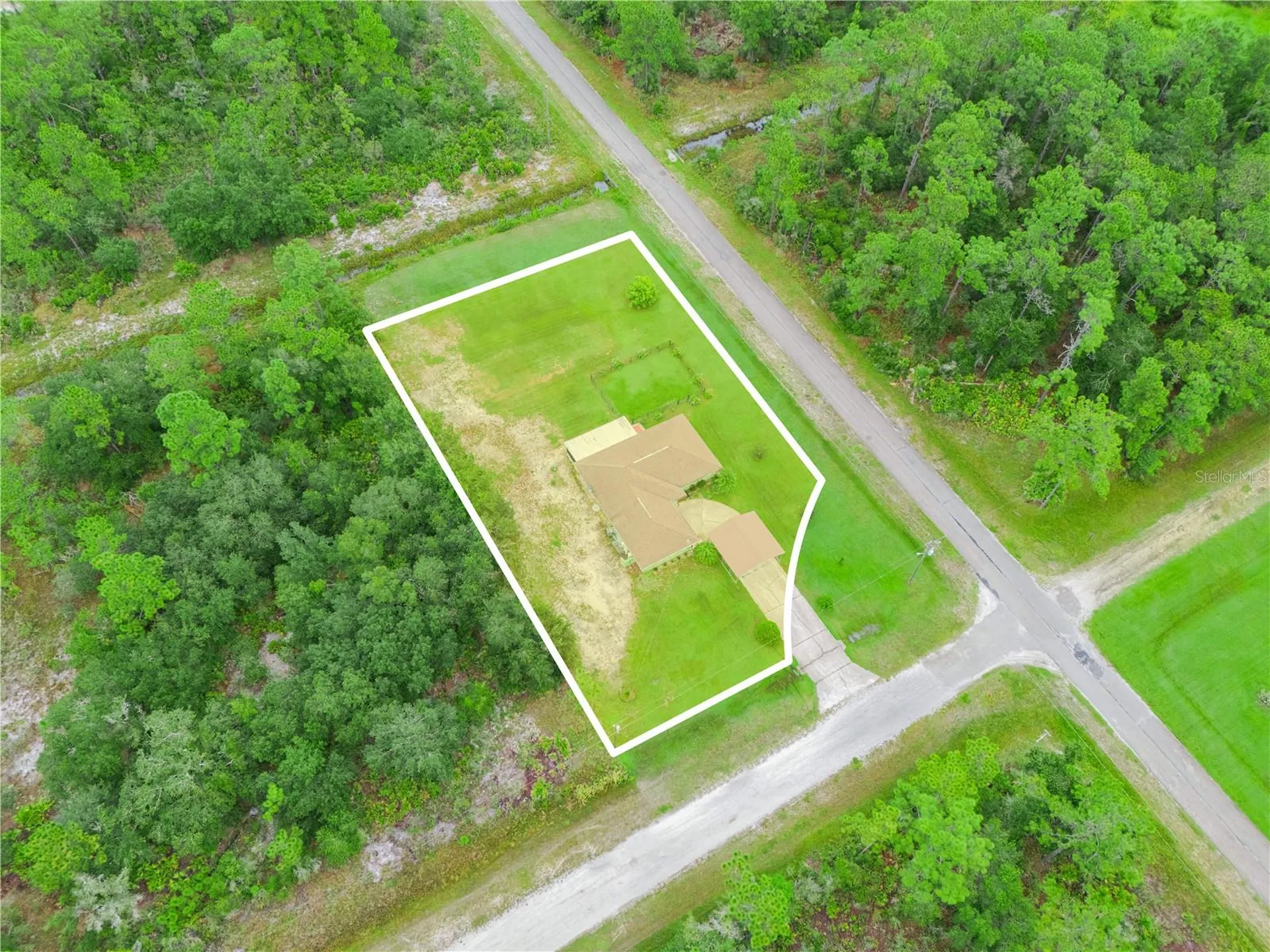 3500 Hibiscus Drive Indian Lake Estates FL 33855