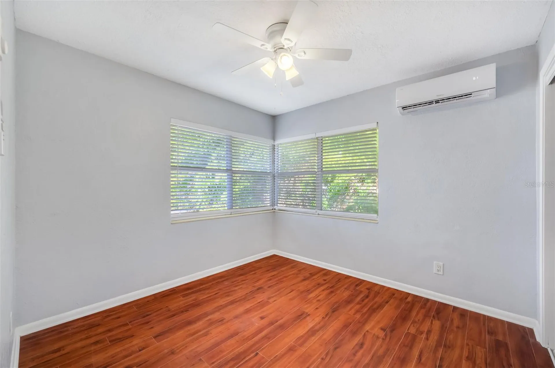 1070 S Clearview Avenue Tampa FL 33629