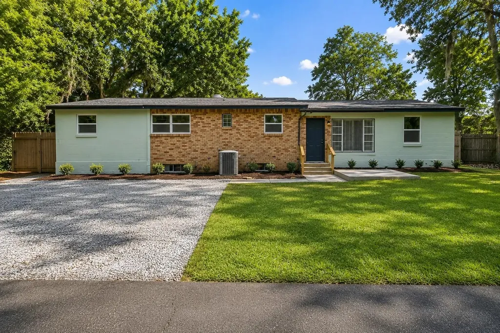 3636 Turton Avenue Jacksonville FL 32208