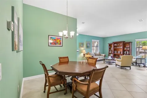 8976 Dove Valley Way Davenport FL 33896