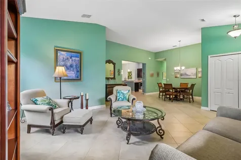 8976 Dove Valley Way Davenport FL 33896