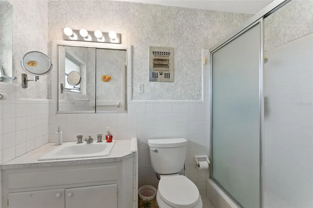 6197 Amaryllis Drive Indian Lake Estates FL 33855