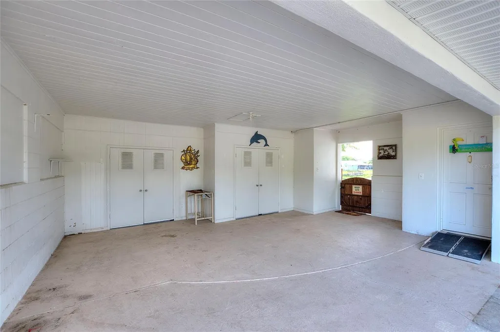 6197 Amaryllis Drive Indian Lake Estates FL 33855