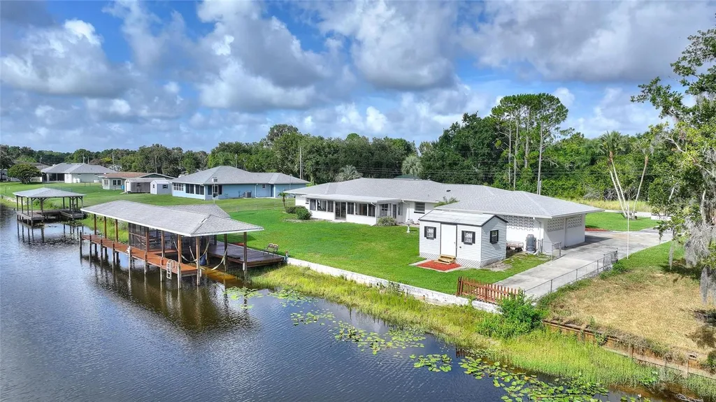 6197 Amaryllis Drive Indian Lake Estates FL 33855