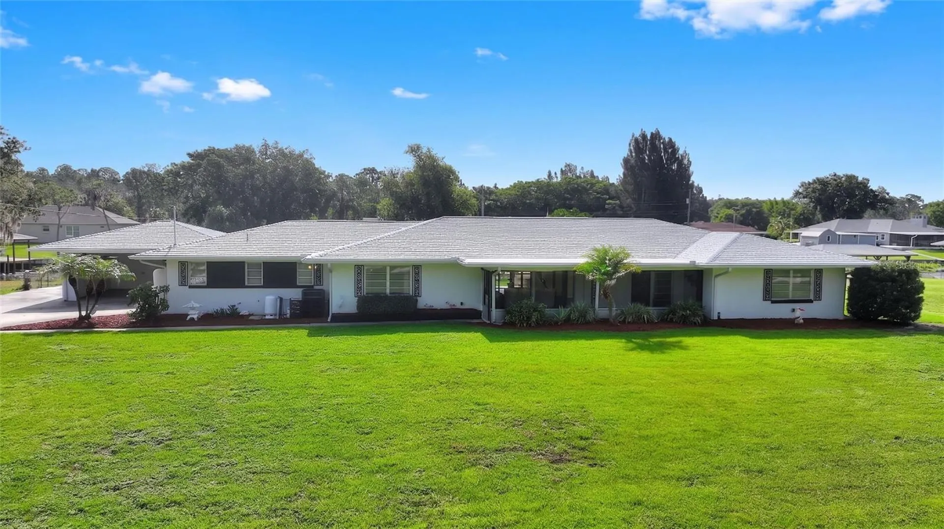 6197 Amaryllis Drive Indian Lake Estates FL 33855