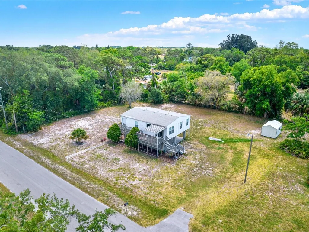 7606 Detroit Avenue Hudson FL 34667