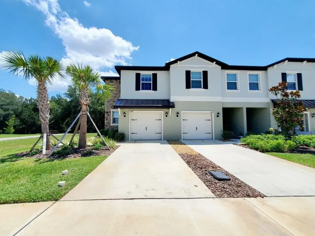 10268 Trumpet Honeysuckle Way San Antonio FL 33576