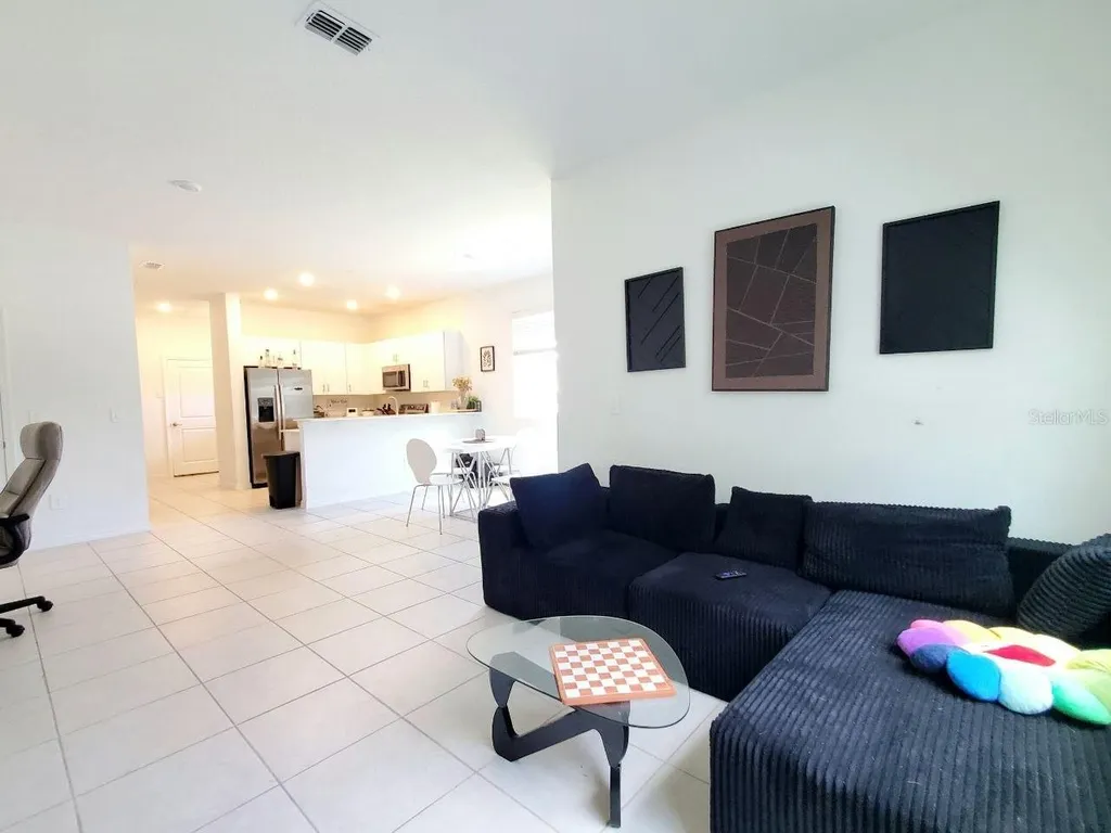 10268 Trumpet Honeysuckle Way San Antonio FL 33576