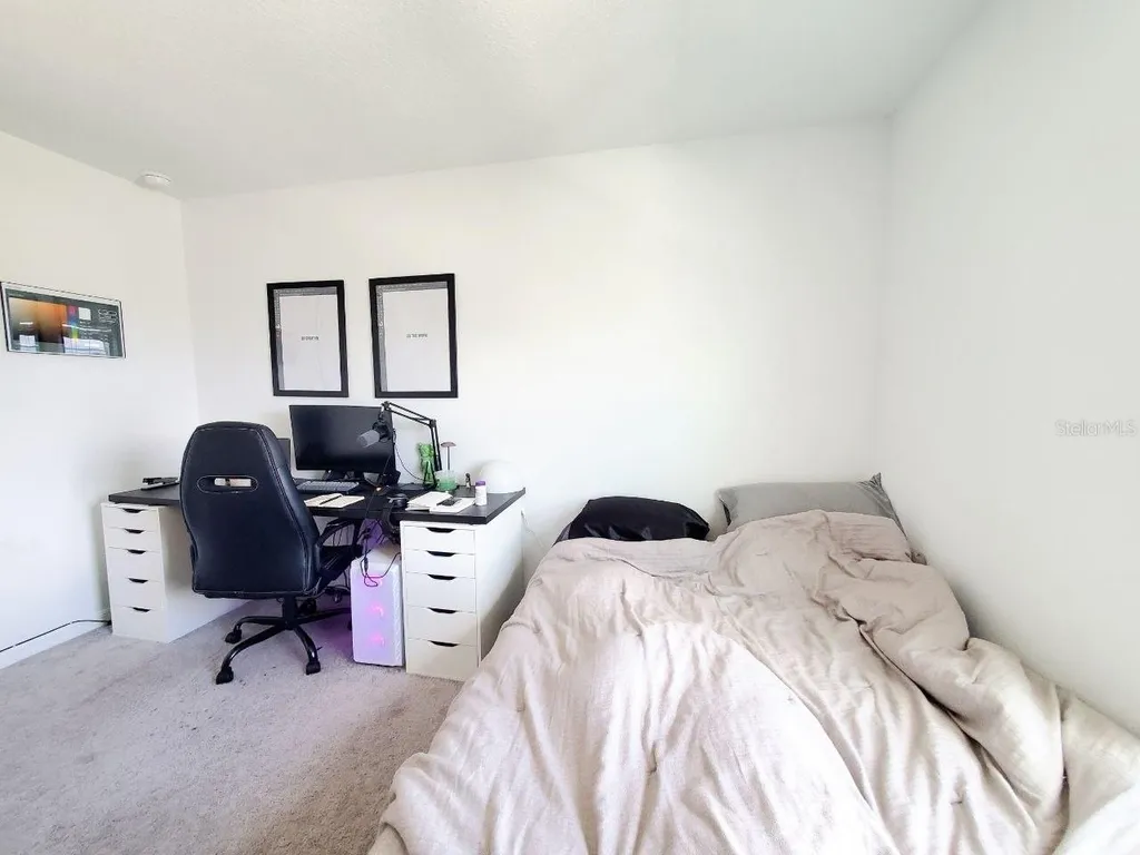 10268 Trumpet Honeysuckle Way San Antonio FL 33576
