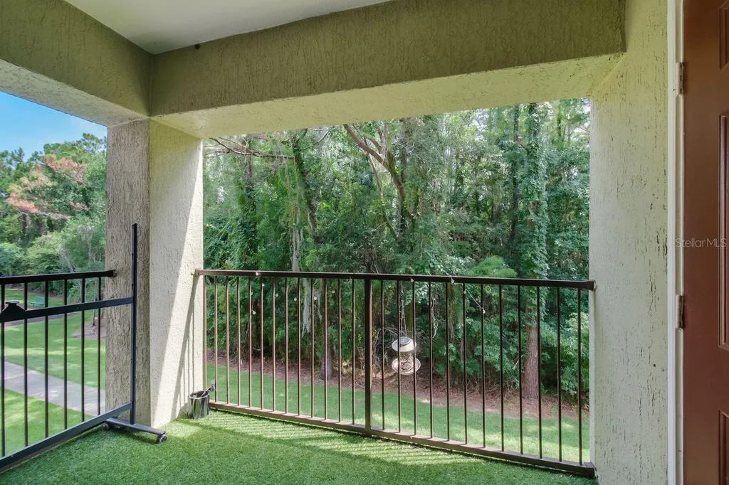 738 Crest Pines Drive Orlando FL 32828