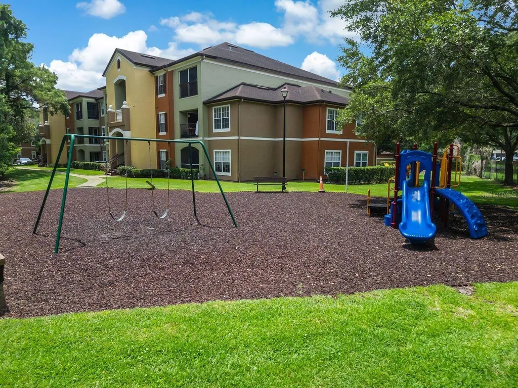 738 Crest Pines Drive Orlando FL 32828