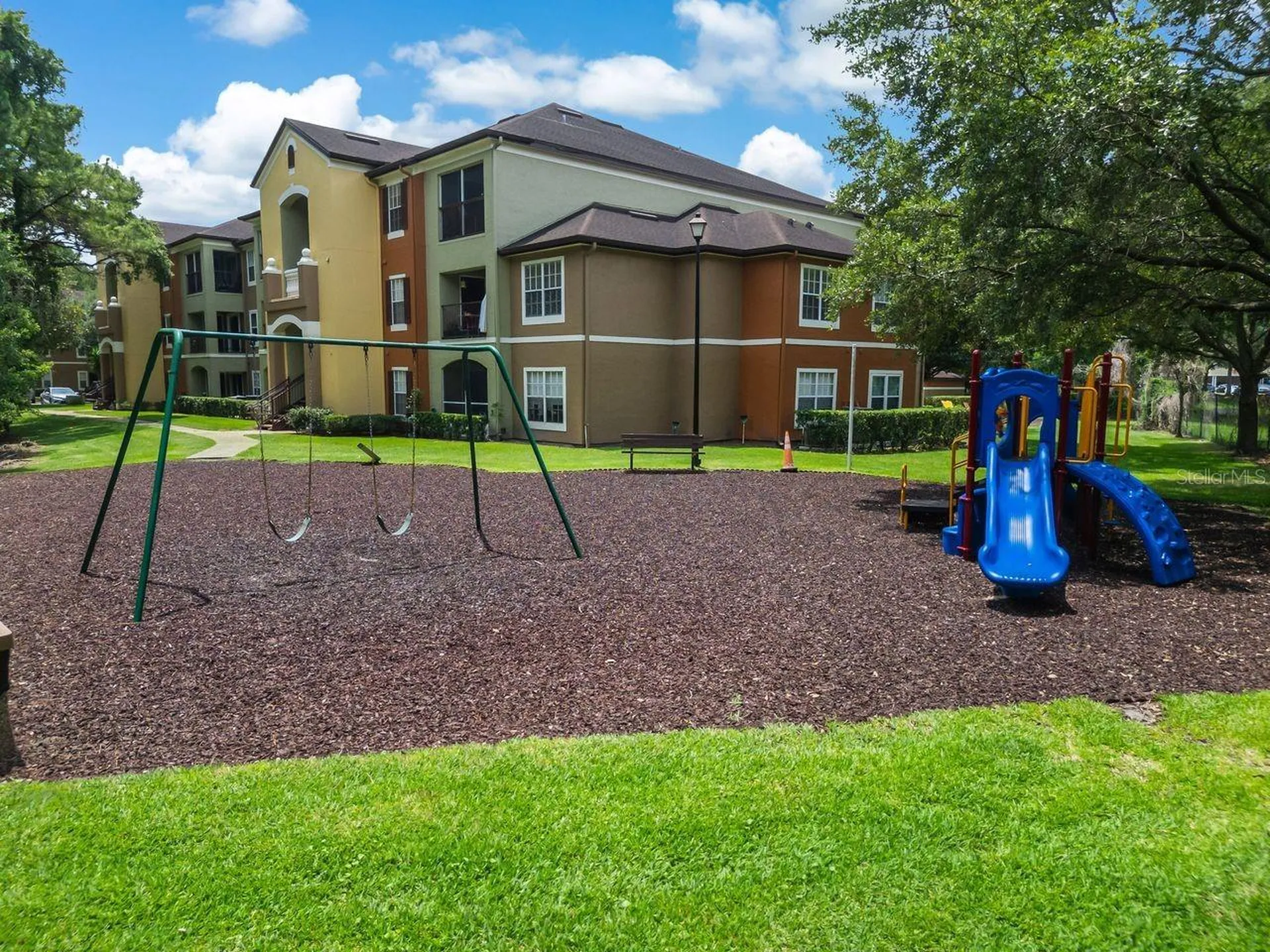 738 Crest Pines Drive Orlando FL 32828