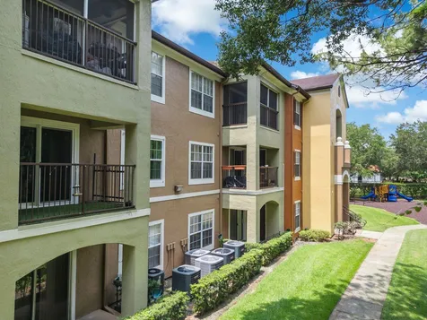 738 Crest Pines Drive Orlando FL 32828