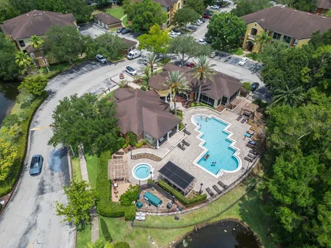 738 Crest Pines Drive Orlando FL 32828