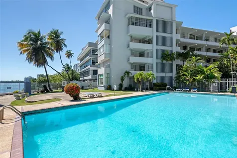 1020 Ave. Ashford San Juan PR 00907