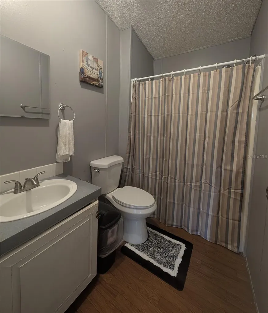 123 Amos Road Crescent City FL 32112
