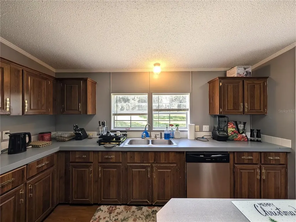 123 Amos Road Crescent City FL 32112