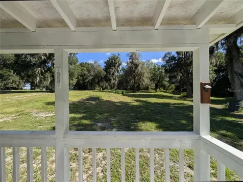 123 Amos Road Crescent City FL 32112