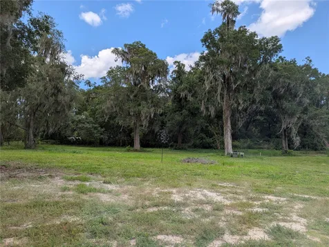 123 Amos Road Crescent City FL 32112