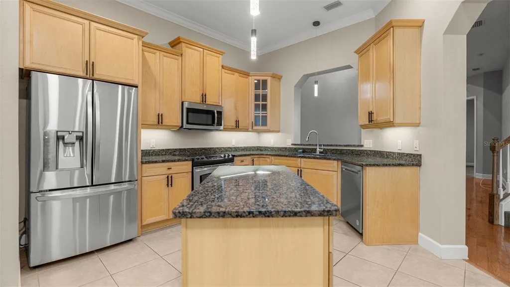 1852 NW 34th Street Gainesville FL 32605