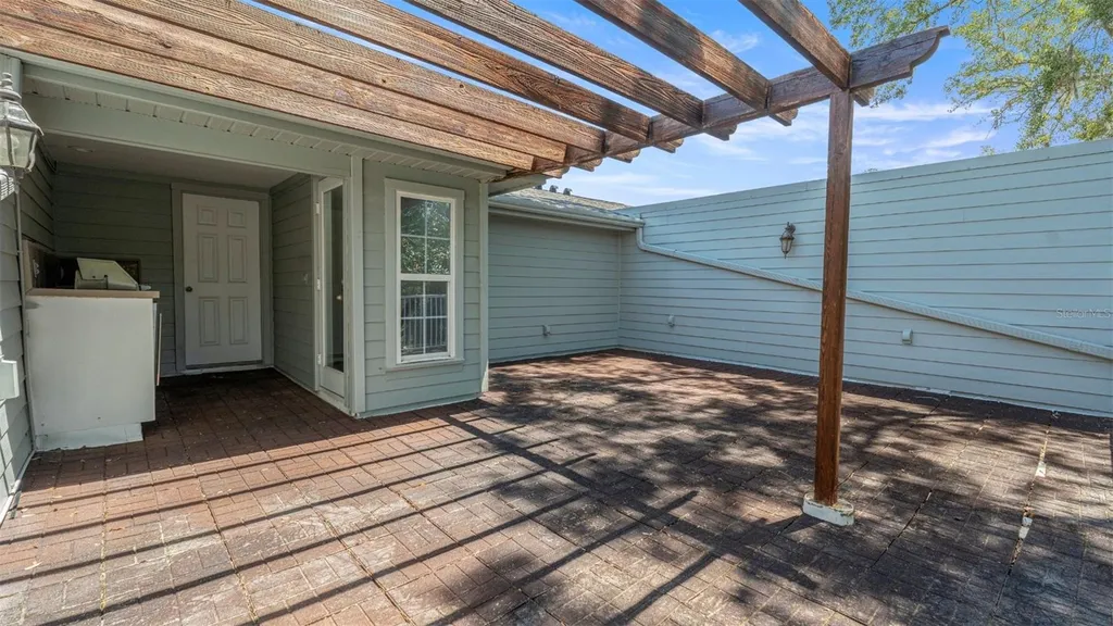1852 NW 34th Street Gainesville FL 32605