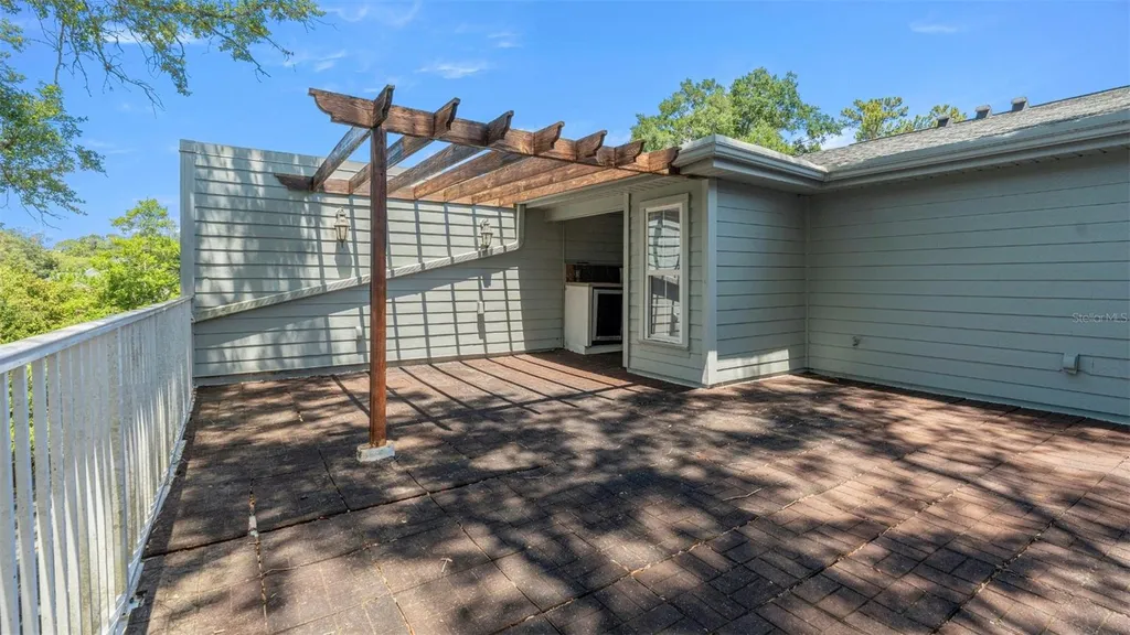 1852 NW 34th Street Gainesville FL 32605