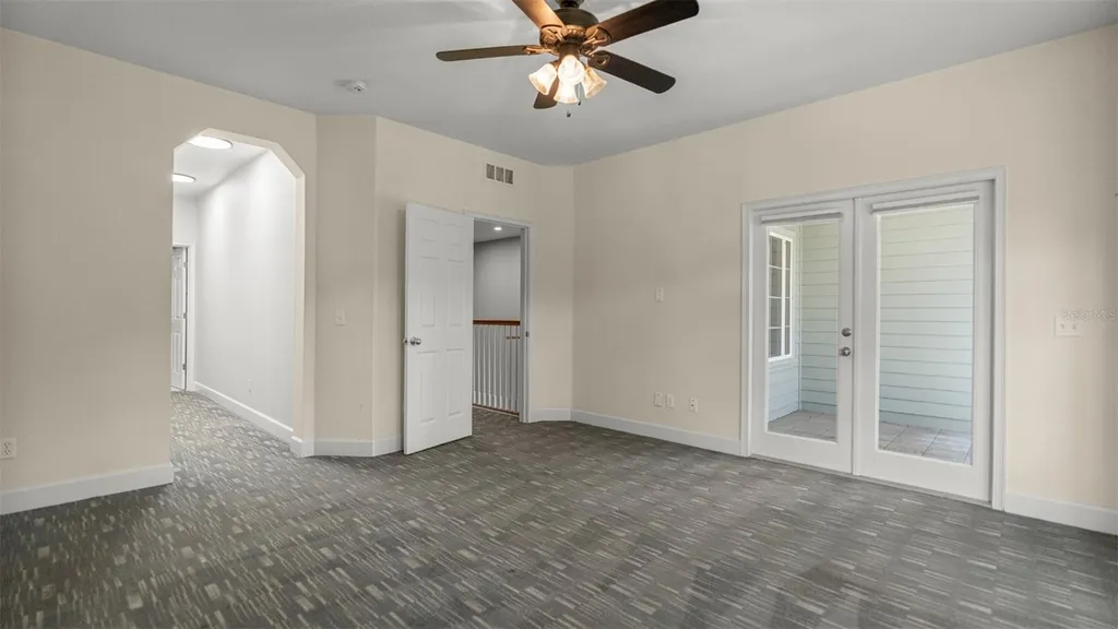 1852 NW 34th Street Gainesville FL 32605