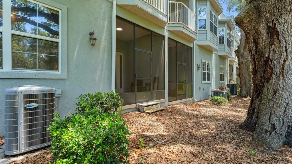 1852 NW 34th Street Gainesville FL 32605