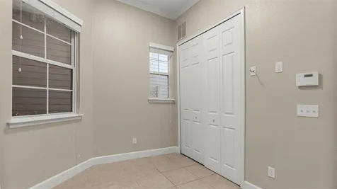 1852 NW 34th Street Gainesville FL 32605