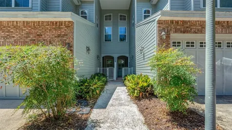 1852 NW 34th Street Gainesville FL 32605