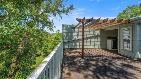 1852 NW 34th Street Gainesville FL 32605