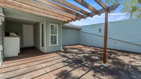 1852 NW 34th Street Gainesville FL 32605