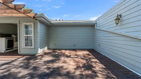 1852 NW 34th Street Gainesville FL 32605