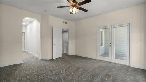 1852 NW 34th Street Gainesville FL 32605