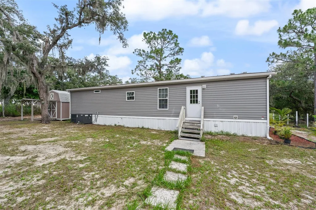 8170 Dogyard Road Lake Wales FL 33898