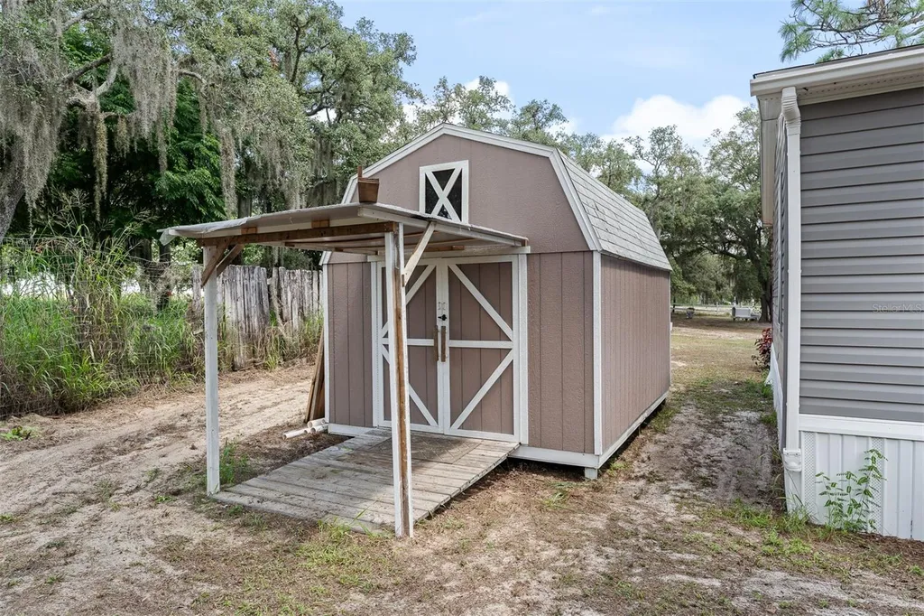 8170 Dogyard Road Lake Wales FL 33898