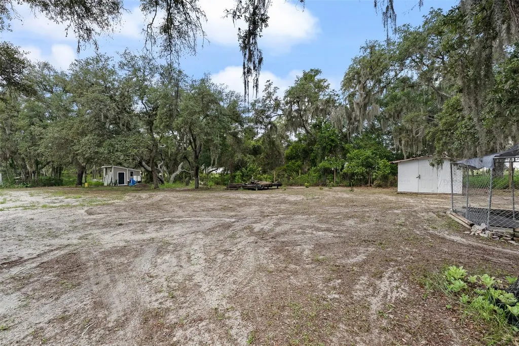 8170 Dogyard Road Lake Wales FL 33898