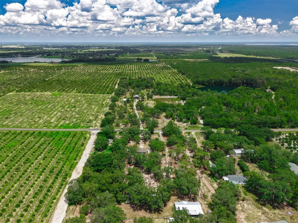 8170 Dogyard Road Lake Wales FL 33898
