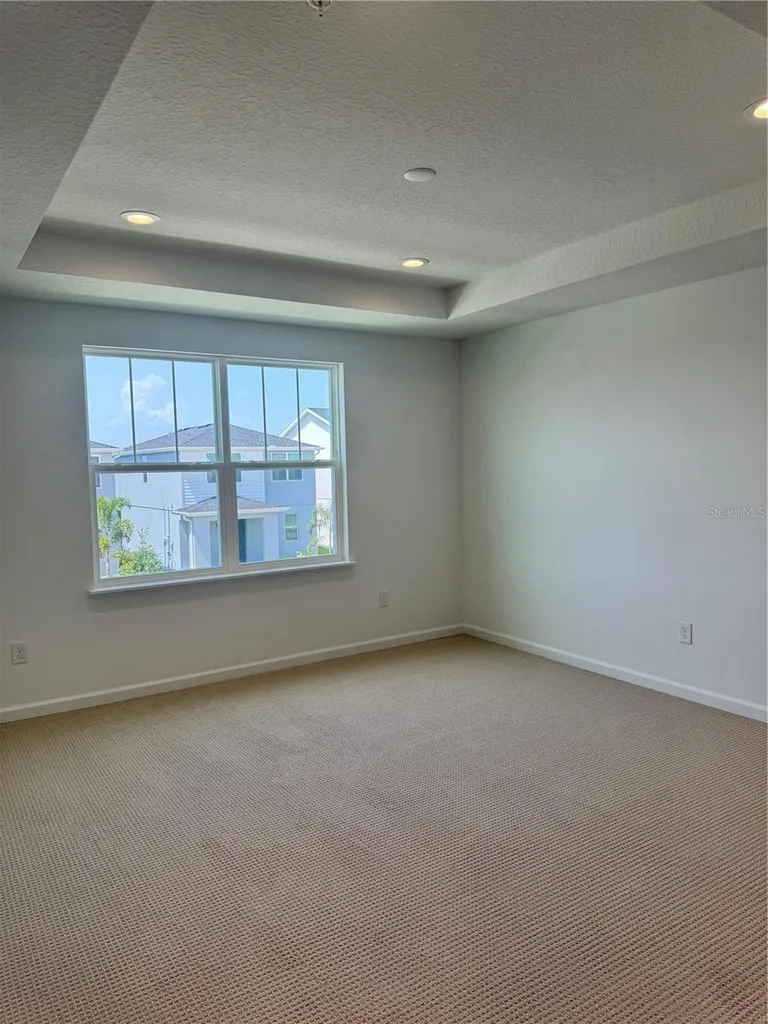1888 Crowncrest Drive Apopka FL 32703