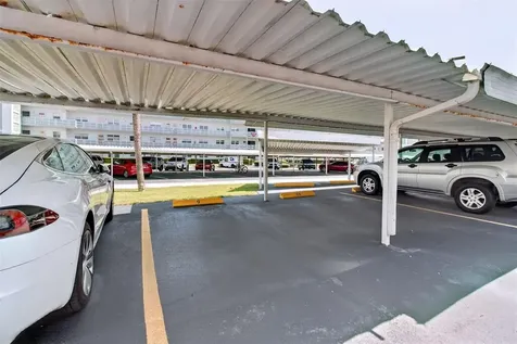 5705 80th Street N St Petersburg FL 33709
