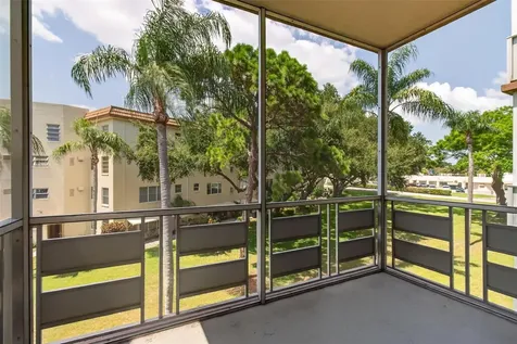 5705 80th Street N St Petersburg FL 33709