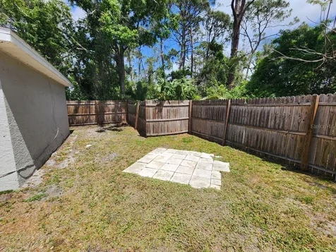 1209 62nd Avenue E Bradenton FL 34203