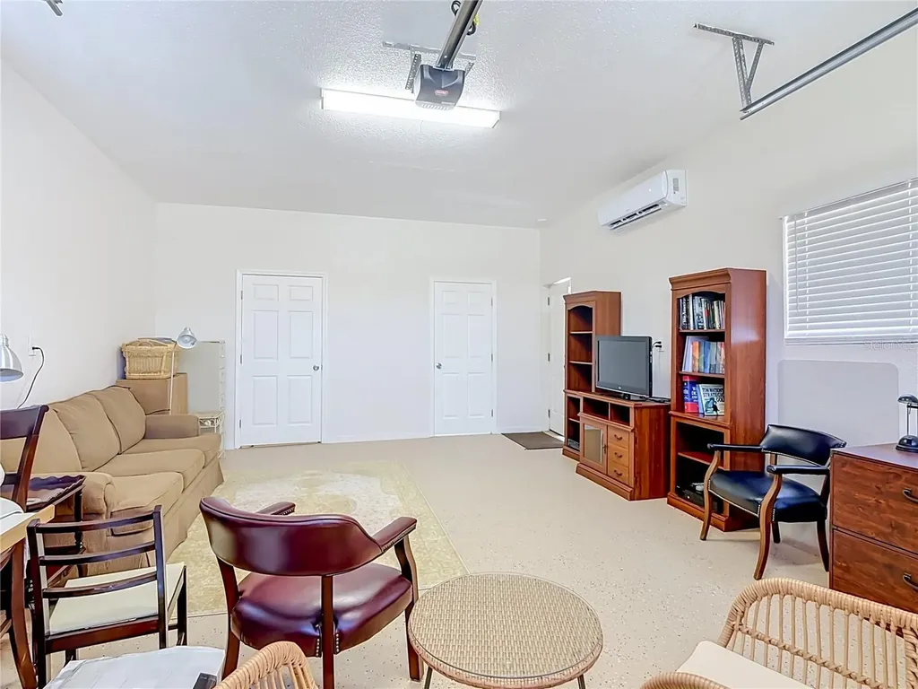 1953 Viewpoint Landings Road Lakeland FL 33810