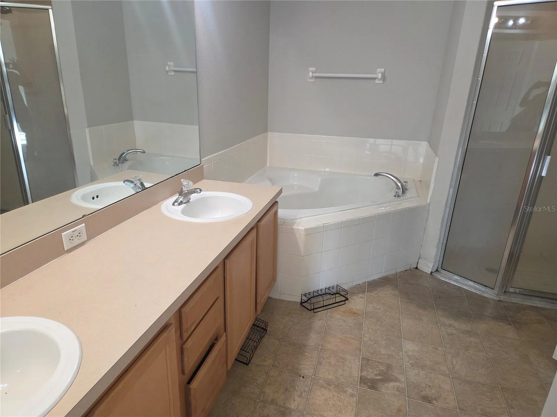 725 Robin Court Kissimmee FL 34759