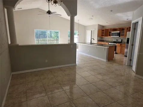 725 Robin Court Kissimmee FL 34759